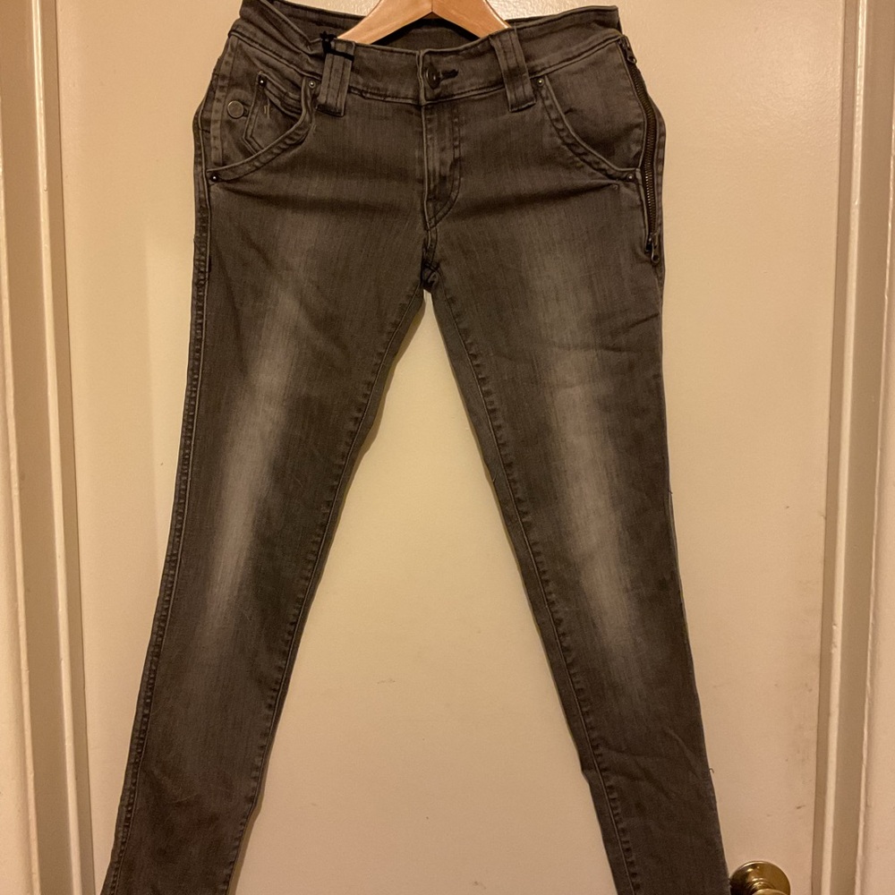 Levi's Women's Charcoal Skinny Jeans